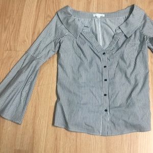 Bell sleeve off the shoulder top size small